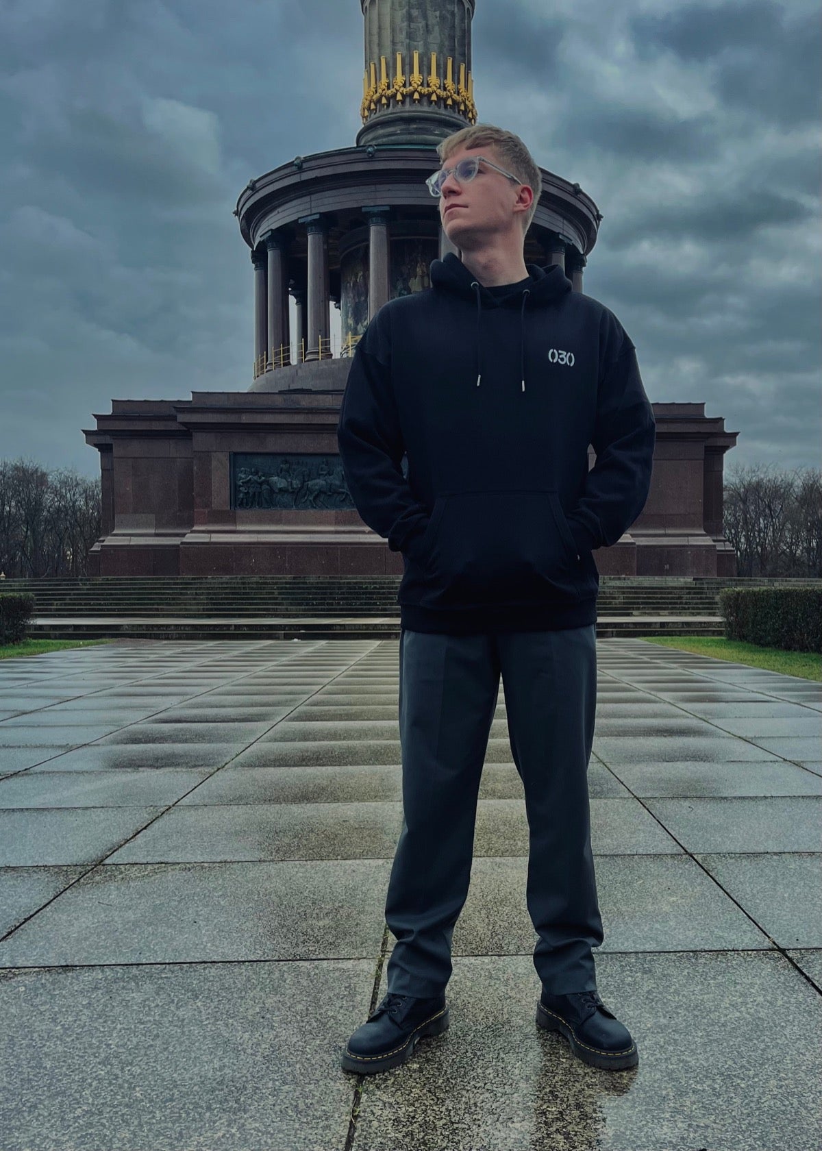 PAPAGE - 030 INDEPENDENCE Oversized Hoody black