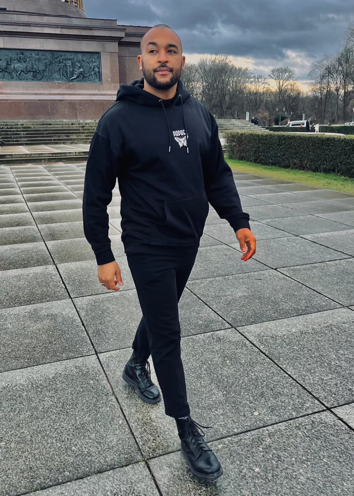 PAPAGE - 030 B'FLY BASIC Oversized Hoody black