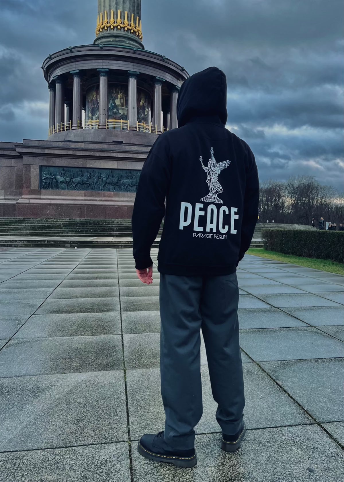 PAPAGE - 030 PEACE Oversized Hoody black